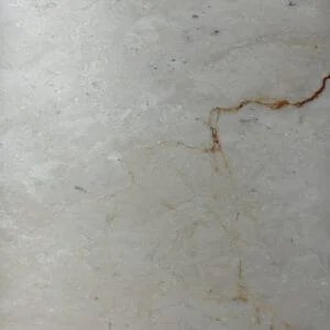 رخام كريمي معرّق ذهبي - Golden Veined Cream Marble